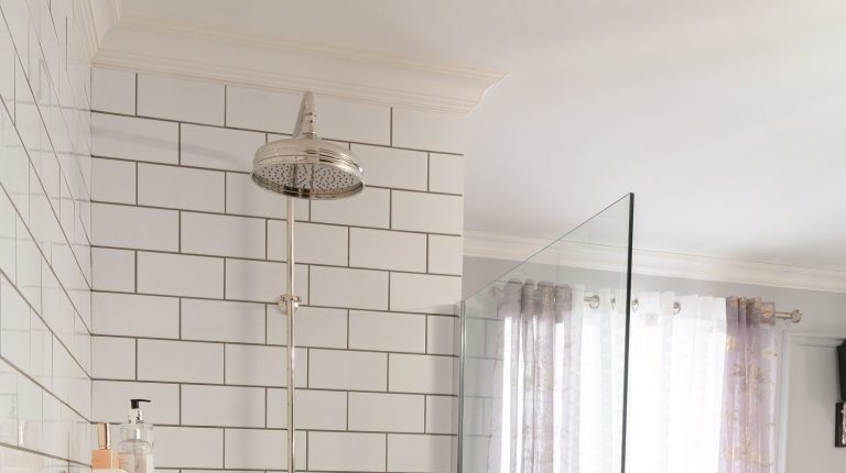The new roaringly fabulous 1920 shower from Thomas Crapper