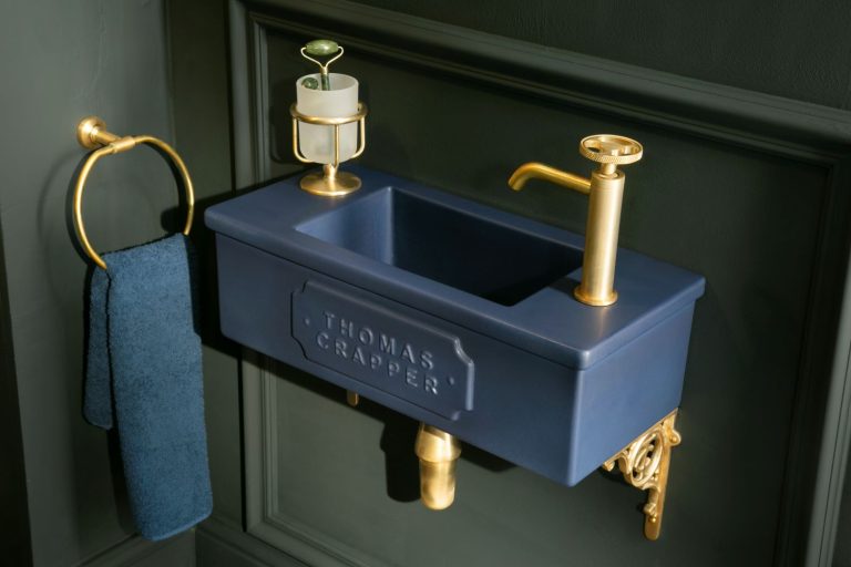 Bentham Blue Thomas Crapper