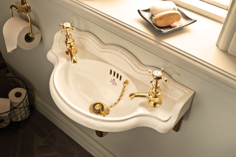 Bathroom-Review-Marlborough_Cloakroom_Basin-Thoms-Crapper