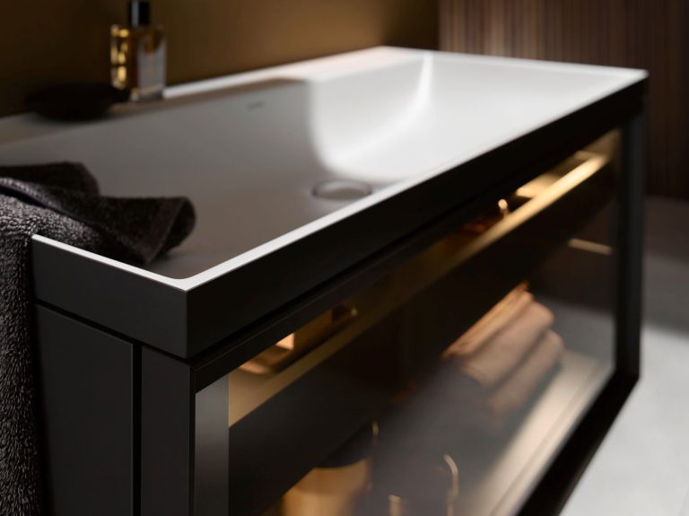 Targeted use of materials creates unique dream bathrooms Bathroom-Review-Duravit_Vitrium_by_Christian_Werner.