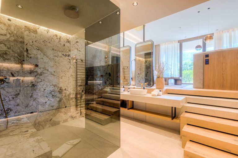 KEUCO is part of an exclusive concept in the South Tyrol AMARIL hotel Bathroom-Review-KEUCO_Referenz_Amaril Hotel