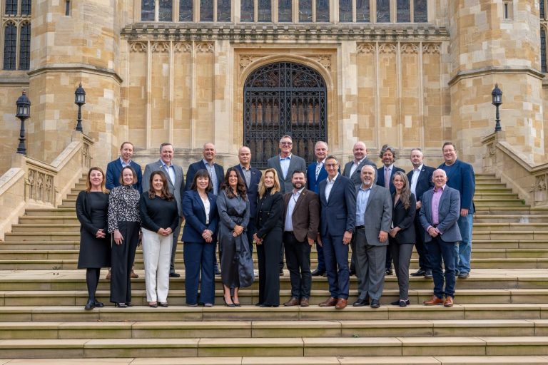 World bathroom leaders sign declaration to reduce water waste & prevent Infection Bathroom-Review-Global-bathroom-leaders-Windsor-Declaration