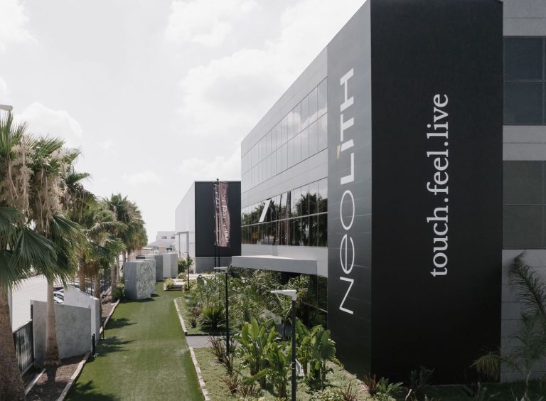 Neolith announces SBTi has verified its science-based target for net-zero by 2050 Bathroom-Review-Neolith-HQ