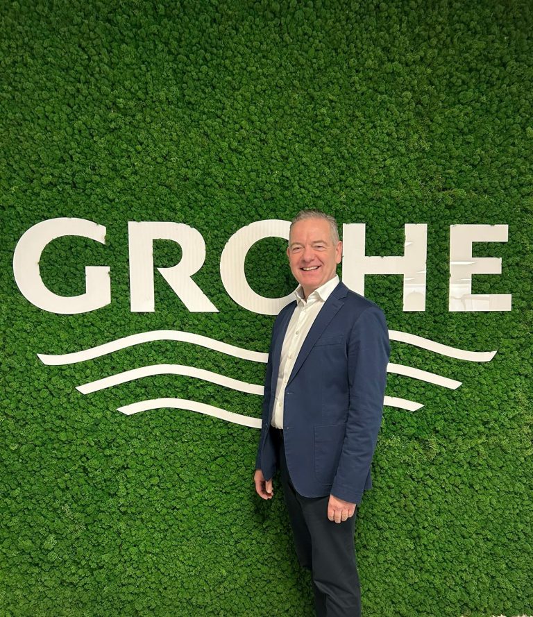 Bathroom-Review-David-Nicholls-Leader-GROHE-UK-Ireland-LXIL-