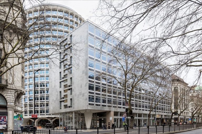 Duravit enhances brutalist Space House in Covent Garden Bathroom-Review-The Space House London