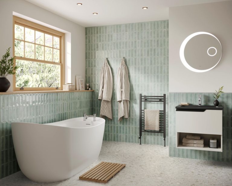 Bathroom-Review-Frontline-Bathrooms-Ophelia-Bath