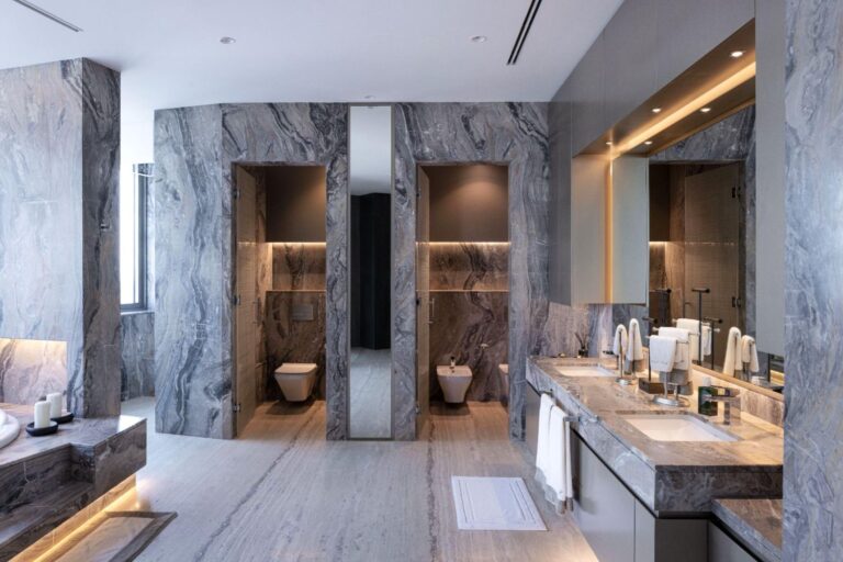 Duravit shapes luxury bathroom architecture in Volante Towers, Dubai A-Duravit-bathroom-in-the-Volante-Towers-residential-development-in-Dubai.