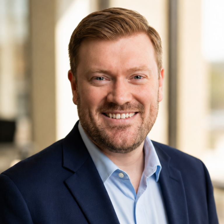 Gavin-Smith-Headshot-Roxor-Group