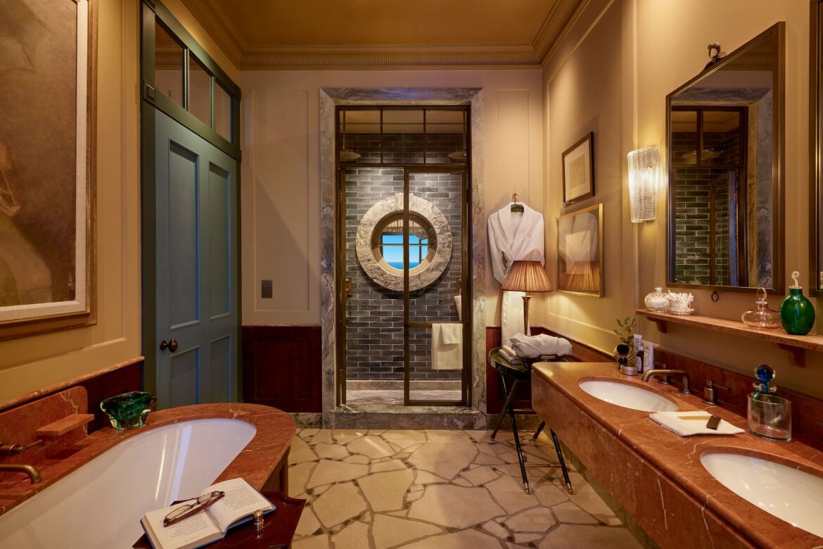 Kaldewei’s Grand Tour: colour, craft and sustainability define the modern bathtub Ca-Pietra-Bathroom-by-De-Rosee
