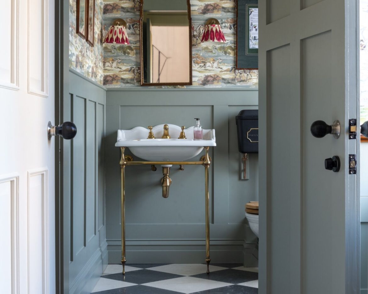 Thomas Crapper – the importance of character and craftsmanship Image-Credit-Horton-Co-Interior-Design-Photo-Amanda-Jax-Interior-Photo